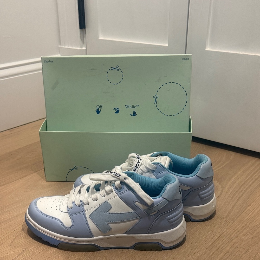 Off-White Low-Top Sneakers